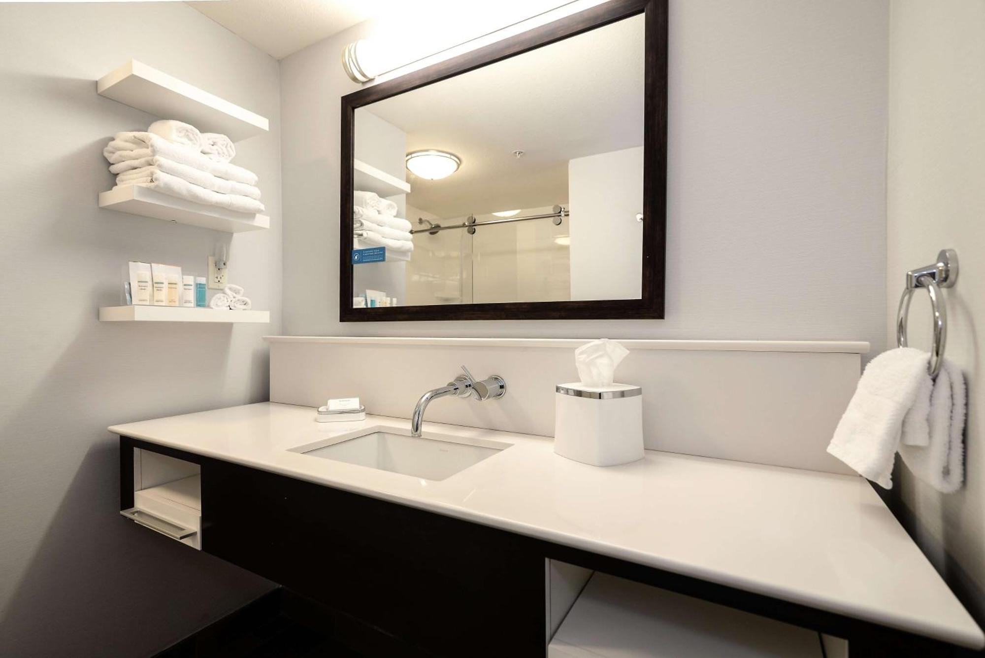 Hampton Inn Brighton Mi Экстерьер фото