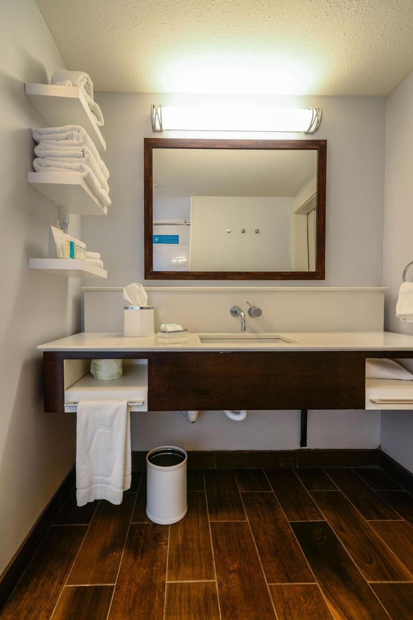 Hampton Inn Brighton Mi Экстерьер фото