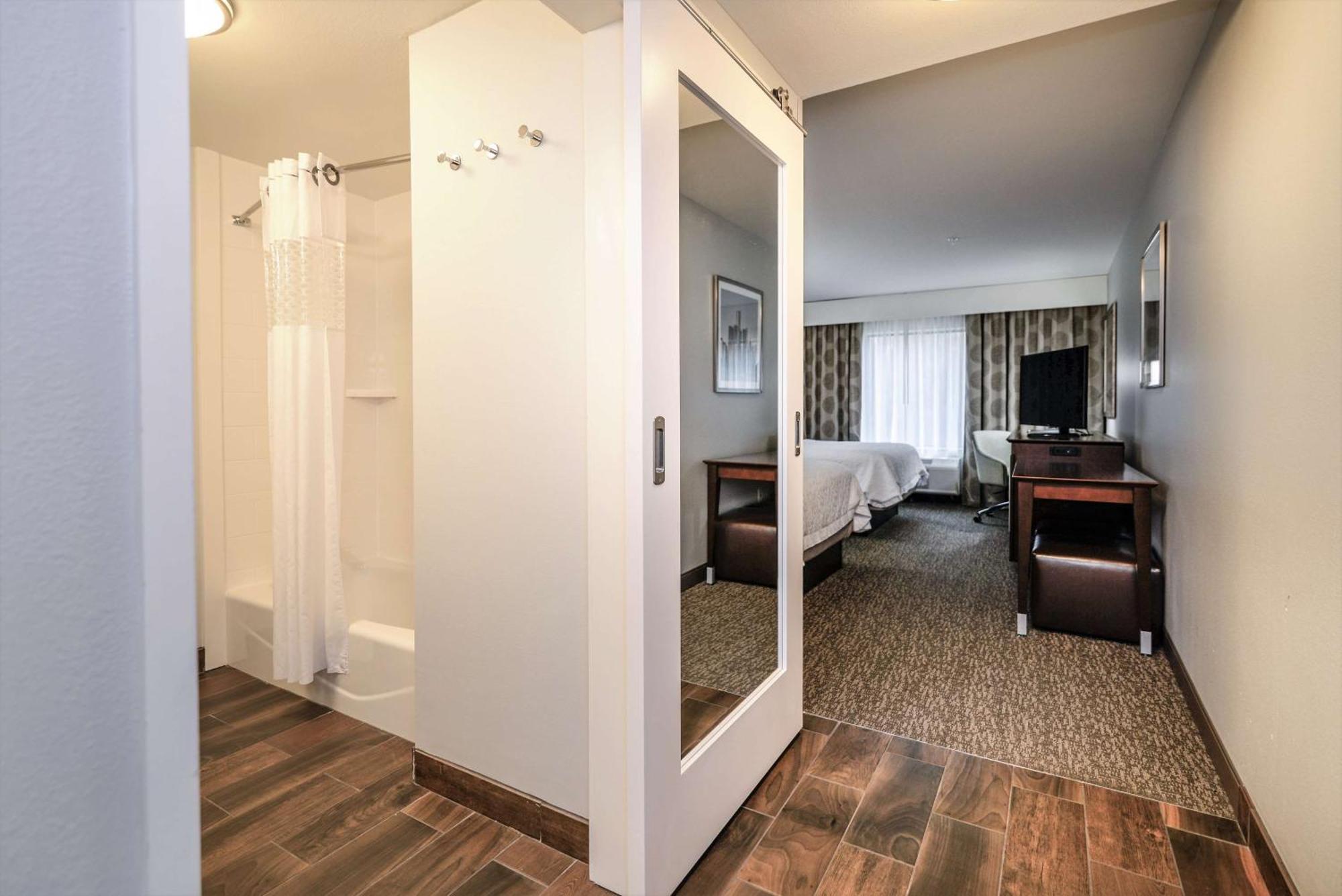 Hampton Inn Brighton Mi Экстерьер фото