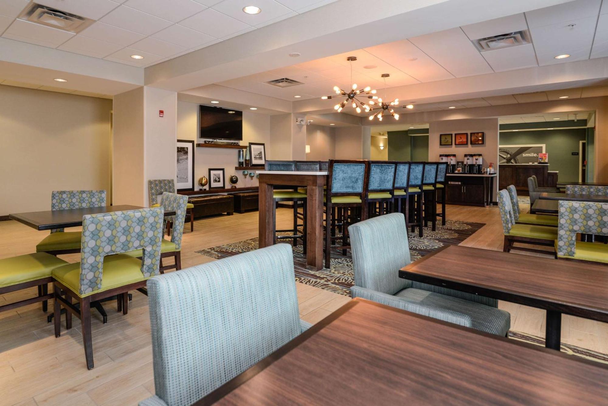 Hampton Inn Brighton Mi Экстерьер фото